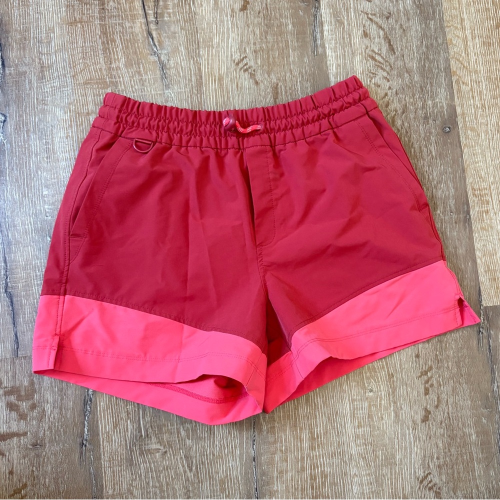 Old Navy Women's Athletic Shorts in Red and Pink